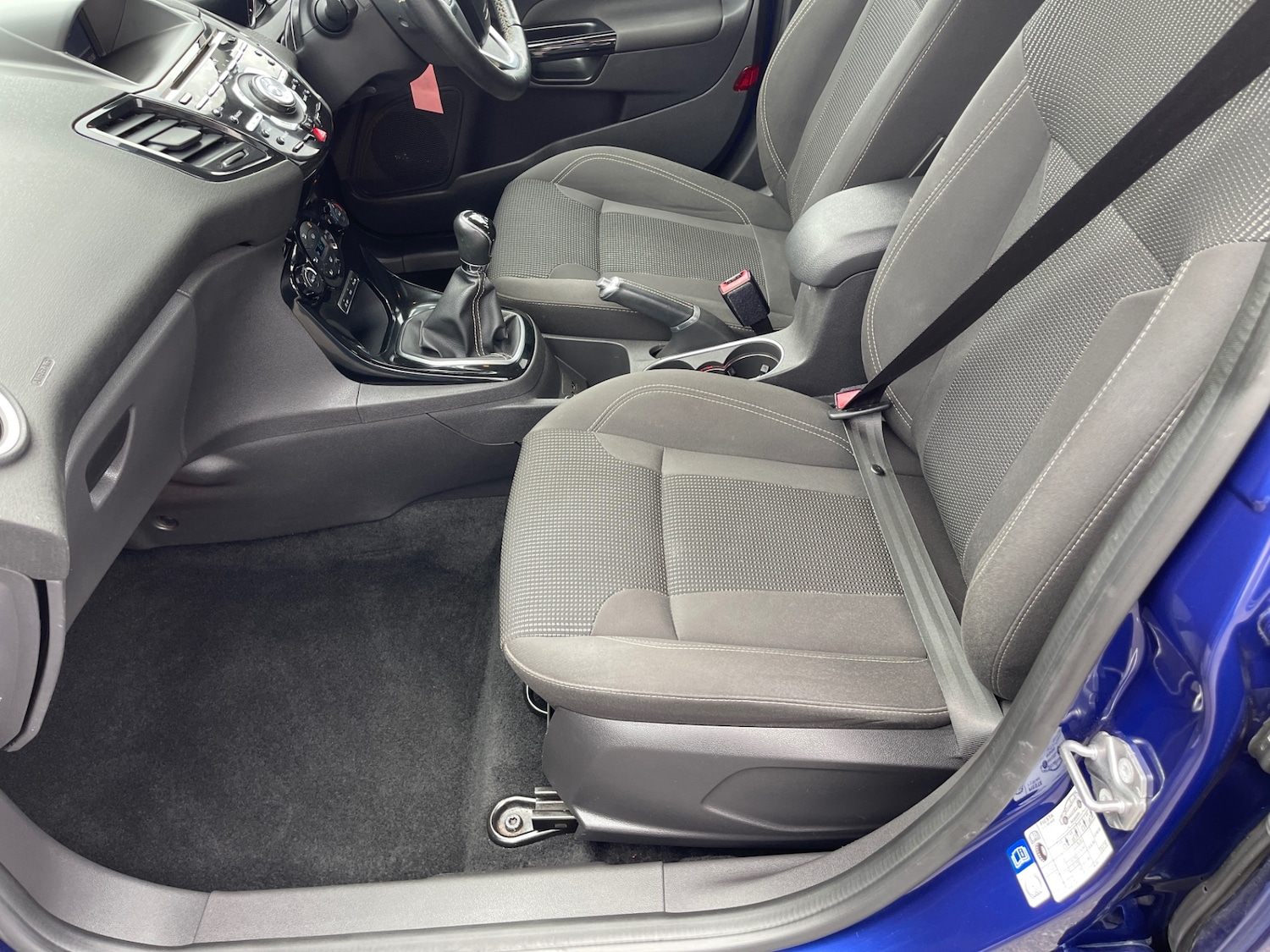 Used Ford Fiesta 2015 for sale - 76144337: Photo 10