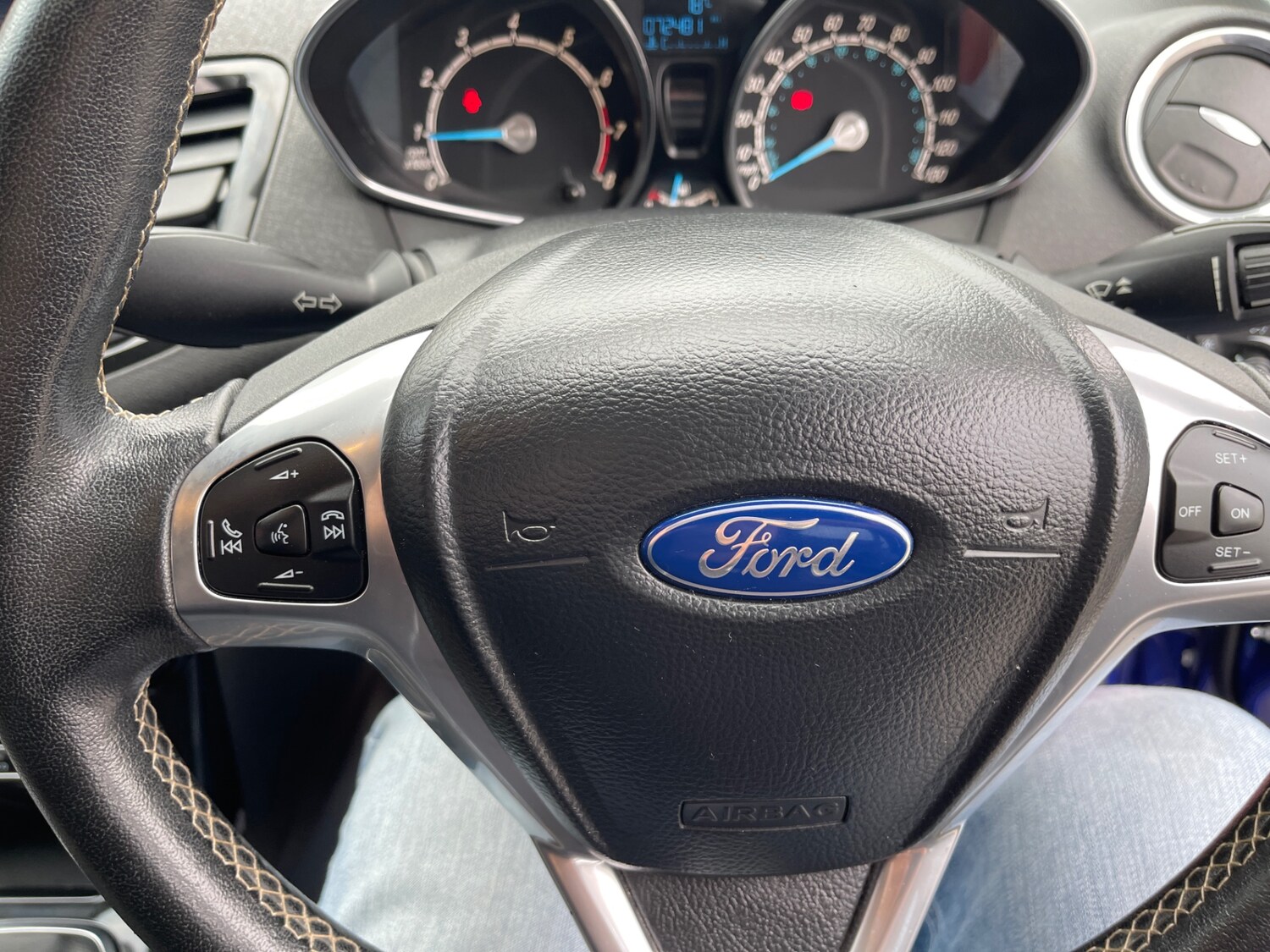 Used Ford Fiesta 2015 for sale - 76144337: Photo 23