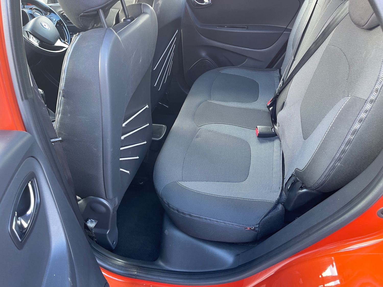 Used Renault Captur 2014 for sale - 76363087: Photo 11