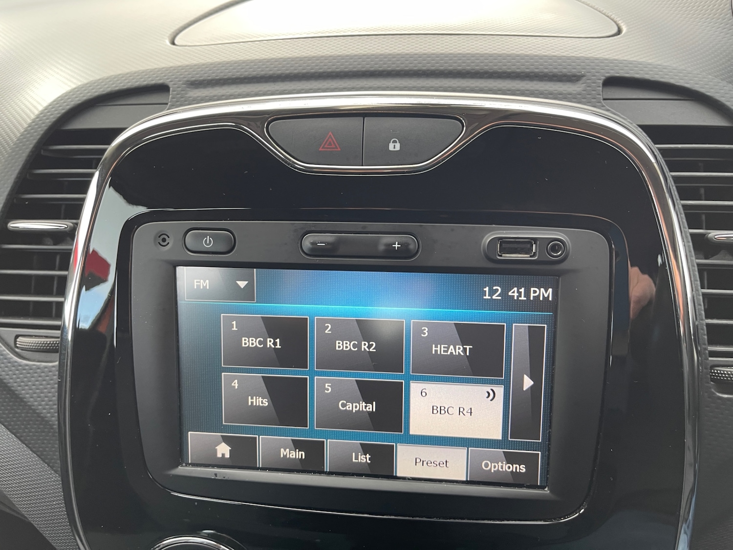 Used Renault Captur 2014 for sale - 76363087: Photo 24