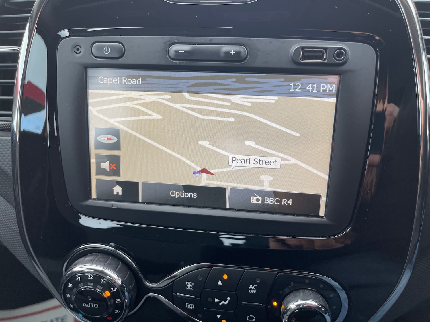 Used Renault Captur 2014 for sale - 76363087: Photo 25