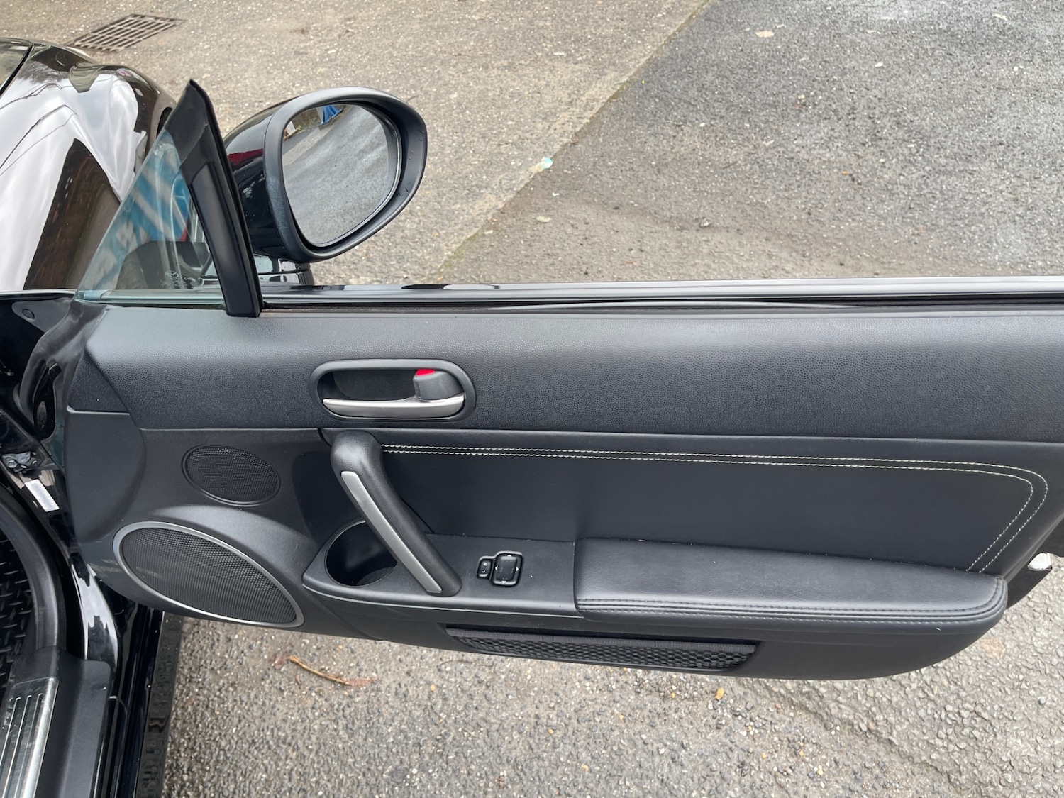 Used Mazda MX-5 2010 for sale - 77208748: Photo 11