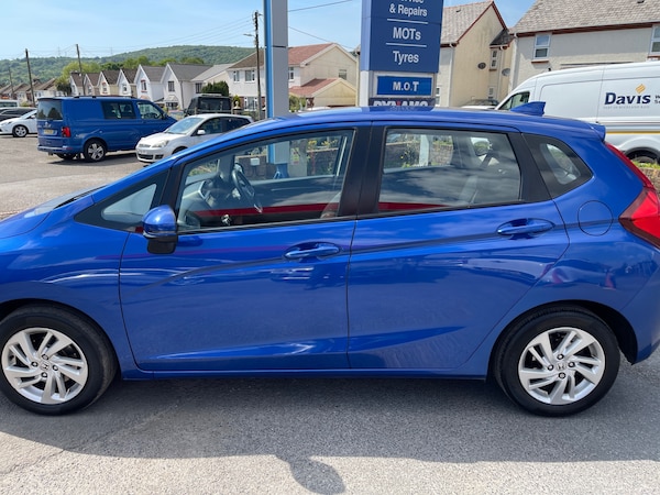 Used Honda Jazz 2017 for sale - 74603817: Photo 4