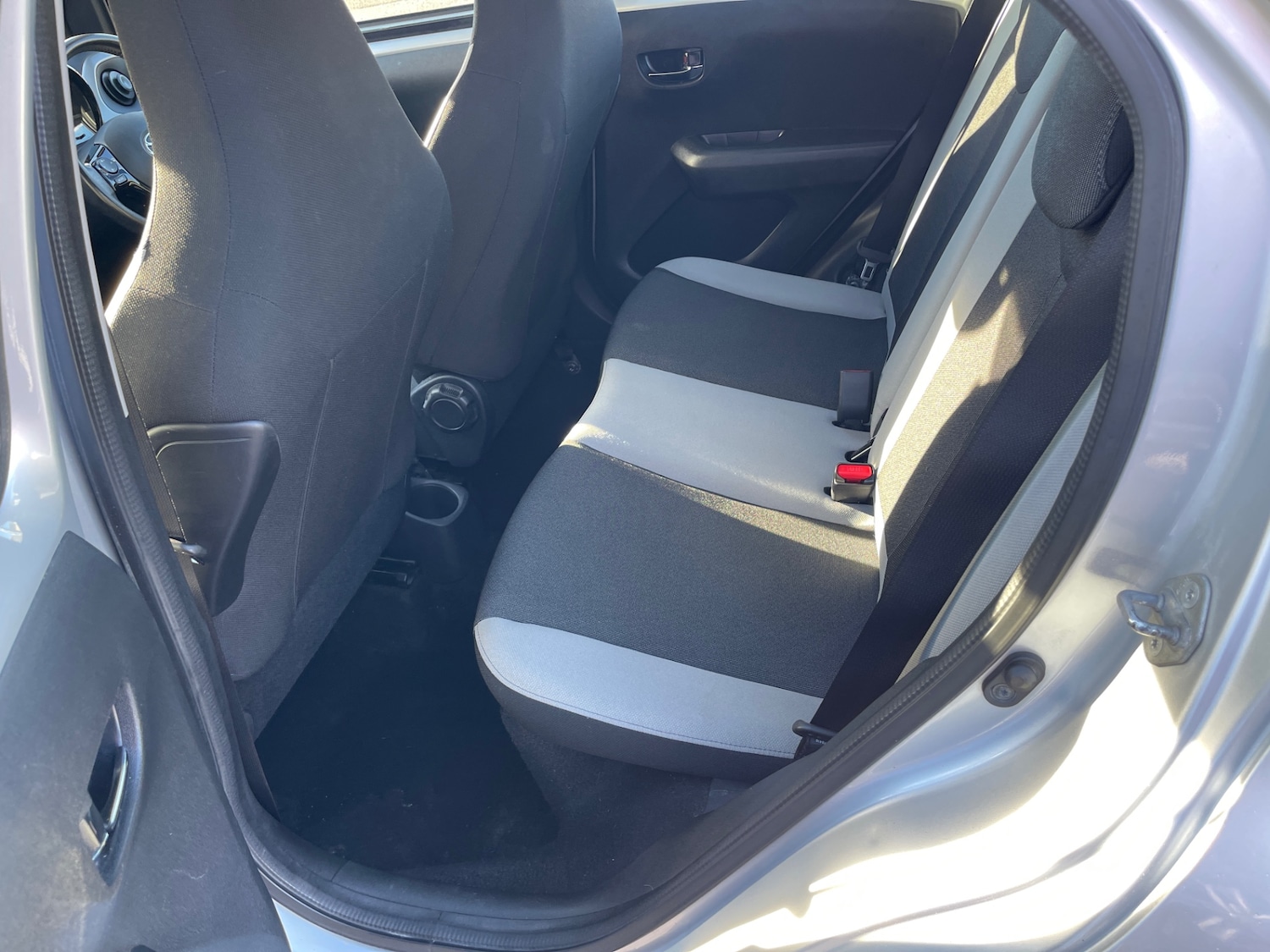 Used Toyota AYGO 2016 for sale - 76612677: Photo 11