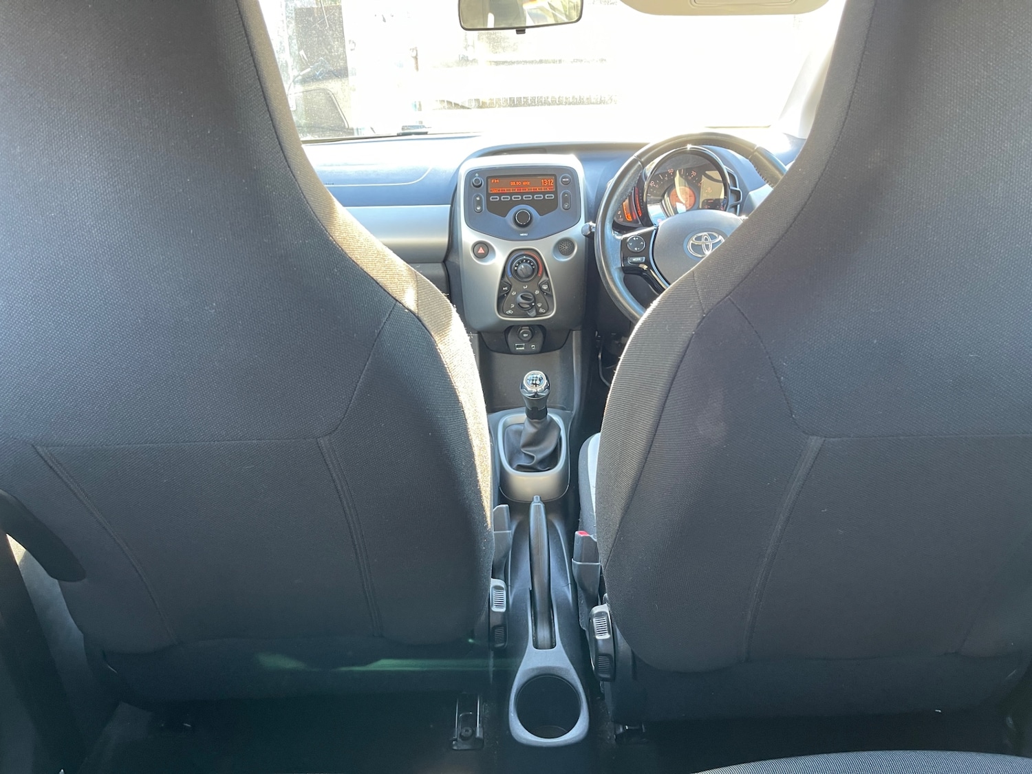 Used Toyota AYGO 2016 for sale - 76612677: Photo 14