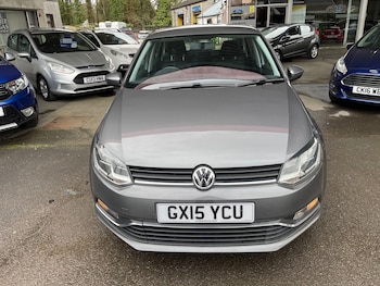 Used Volkswagen Polo 2015 for sale - 77830671: Photo