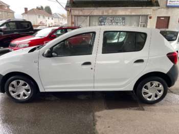 Used Dacia Sandero 2018 for sale - 73937976: Photo
