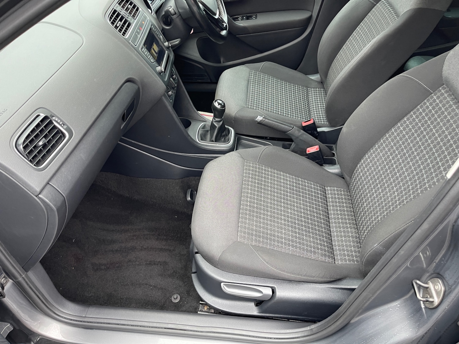 Used Volkswagen Polo 2017 for sale - 77258147: Photo 10