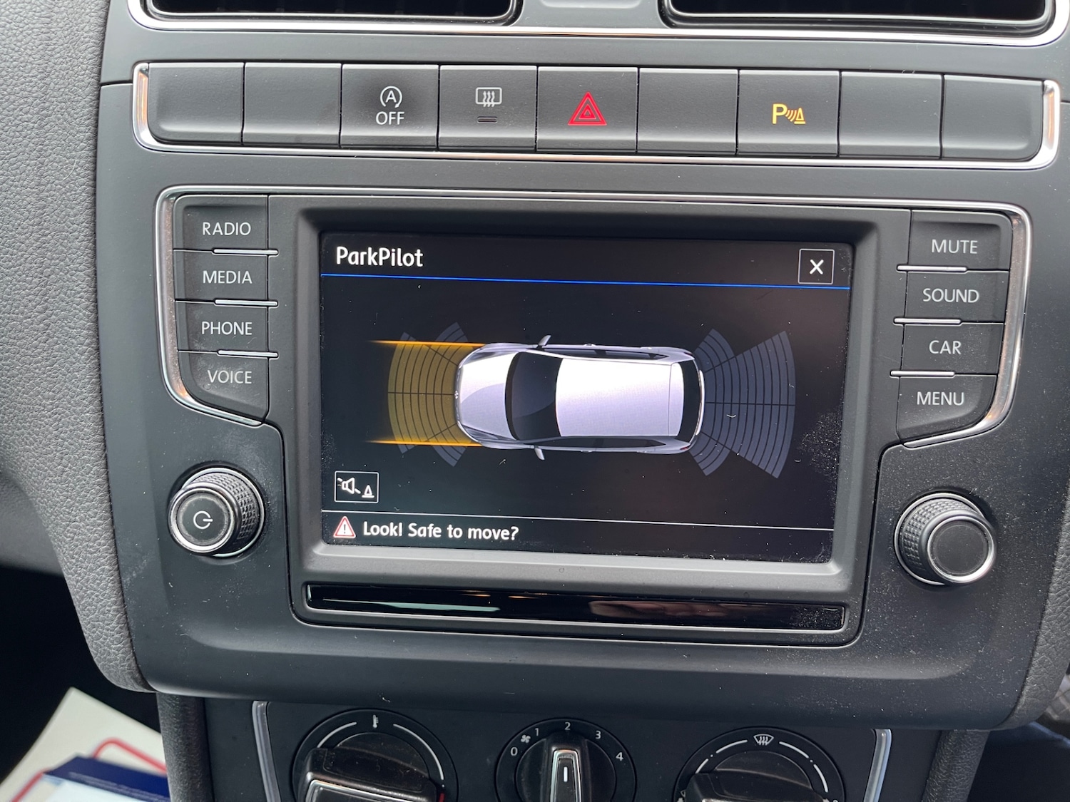 Used Volkswagen Polo 2017 for sale - 77258147: Photo 25