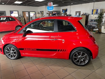 Used Abarth 595 2018 for sale - 75523450: Photo