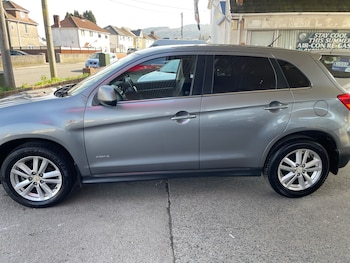 Used Mitsubishi ASX 2011 for sale - 77950736: Photo