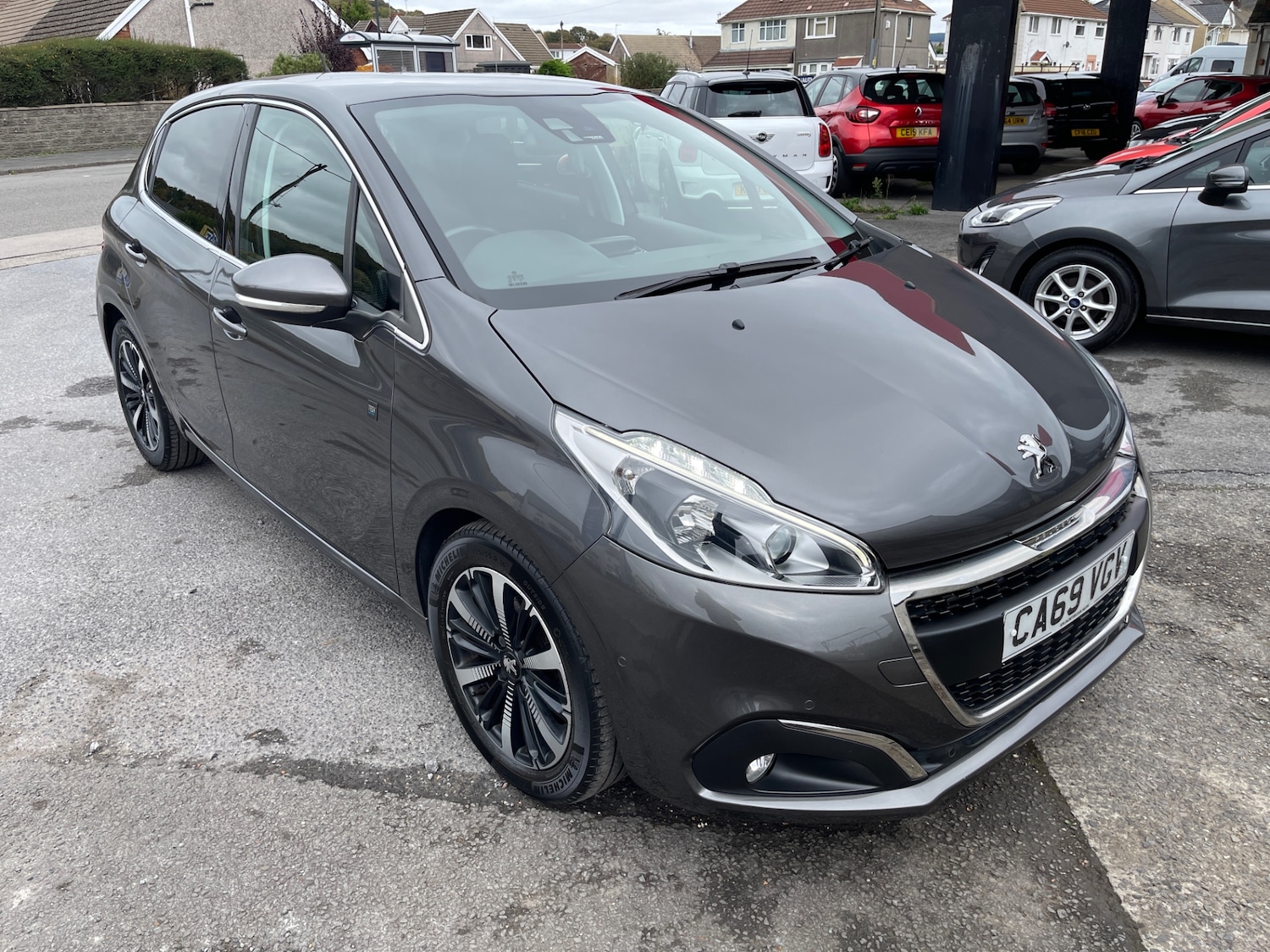 Used Peugeot 208 2019 for sale - 76232612: Photo 1