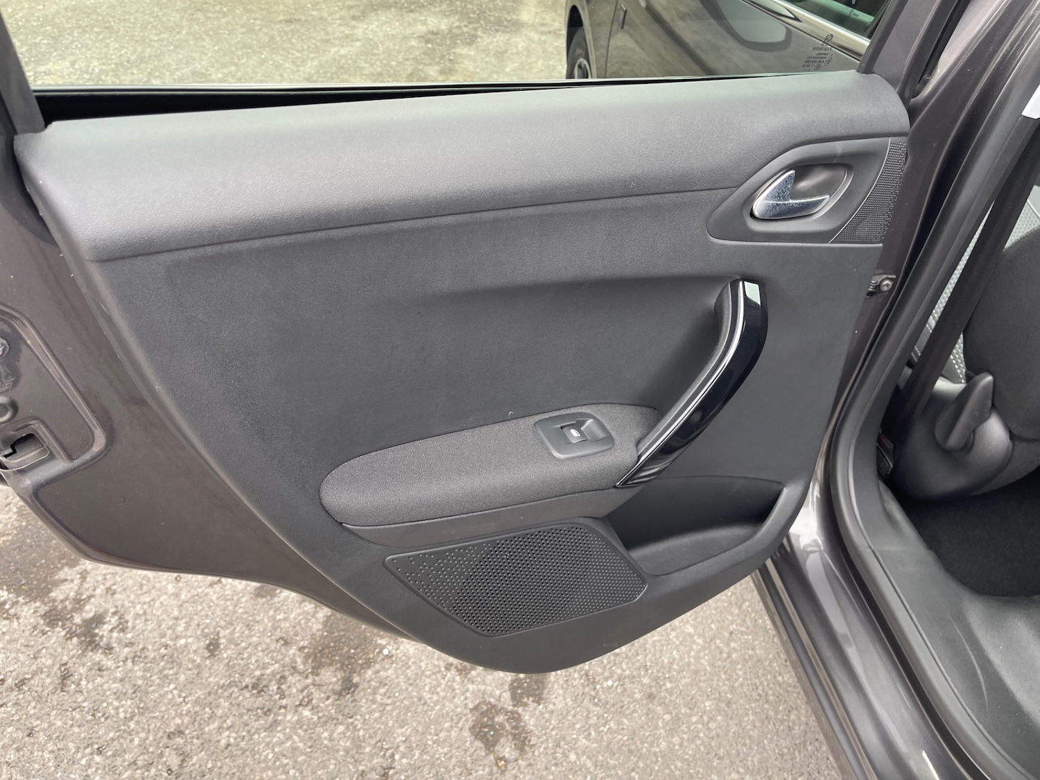 Used Peugeot 208 2019 for sale - 76232612: Photo 12