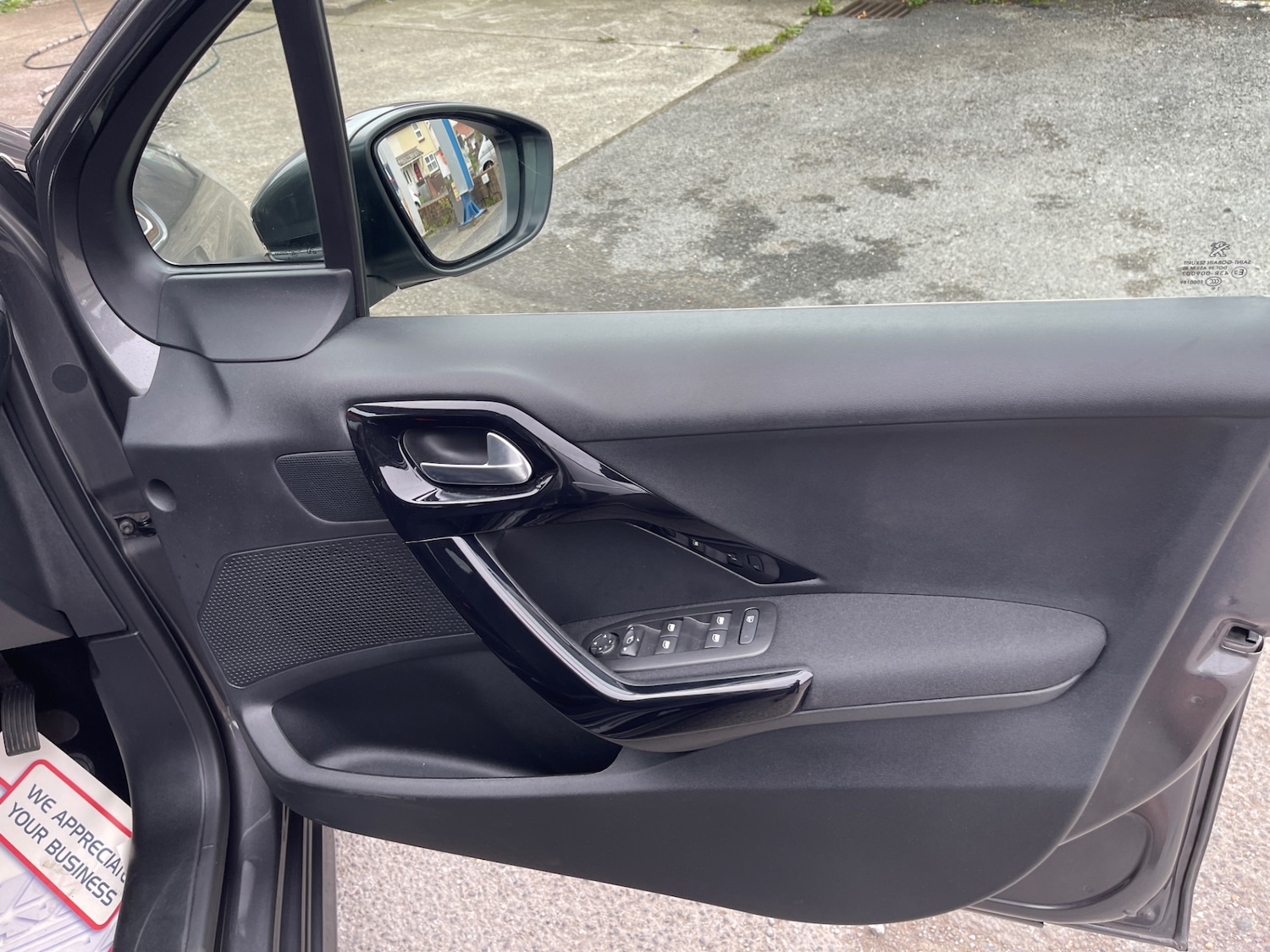 Used Peugeot 208 2019 for sale - 76232612: Photo 17