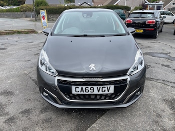 Used Peugeot 208 2019 for sale - 76232612: Photo