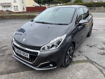 Used Peugeot 208 2019 for sale - 76232612: Photo