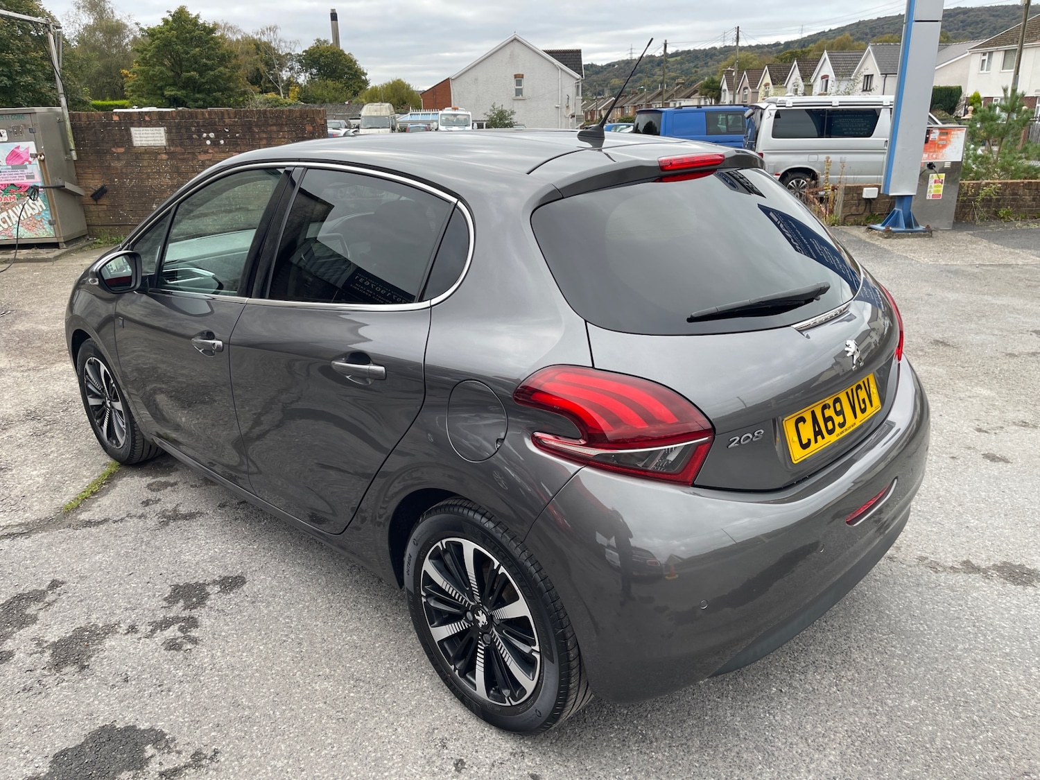 Used Peugeot 208 2019 for sale - 76232612: Photo 5