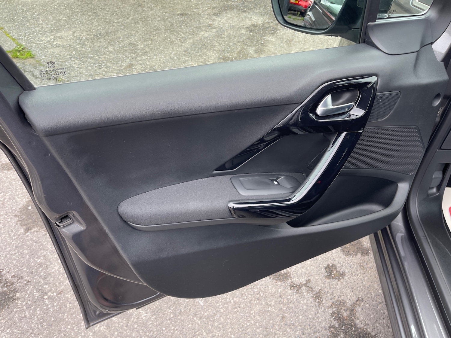 Used Peugeot 208 2019 for sale - 76232612: Photo 9