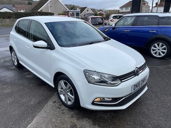 Used Volkswagen Polo 2016 for sale - 77901338: Photo