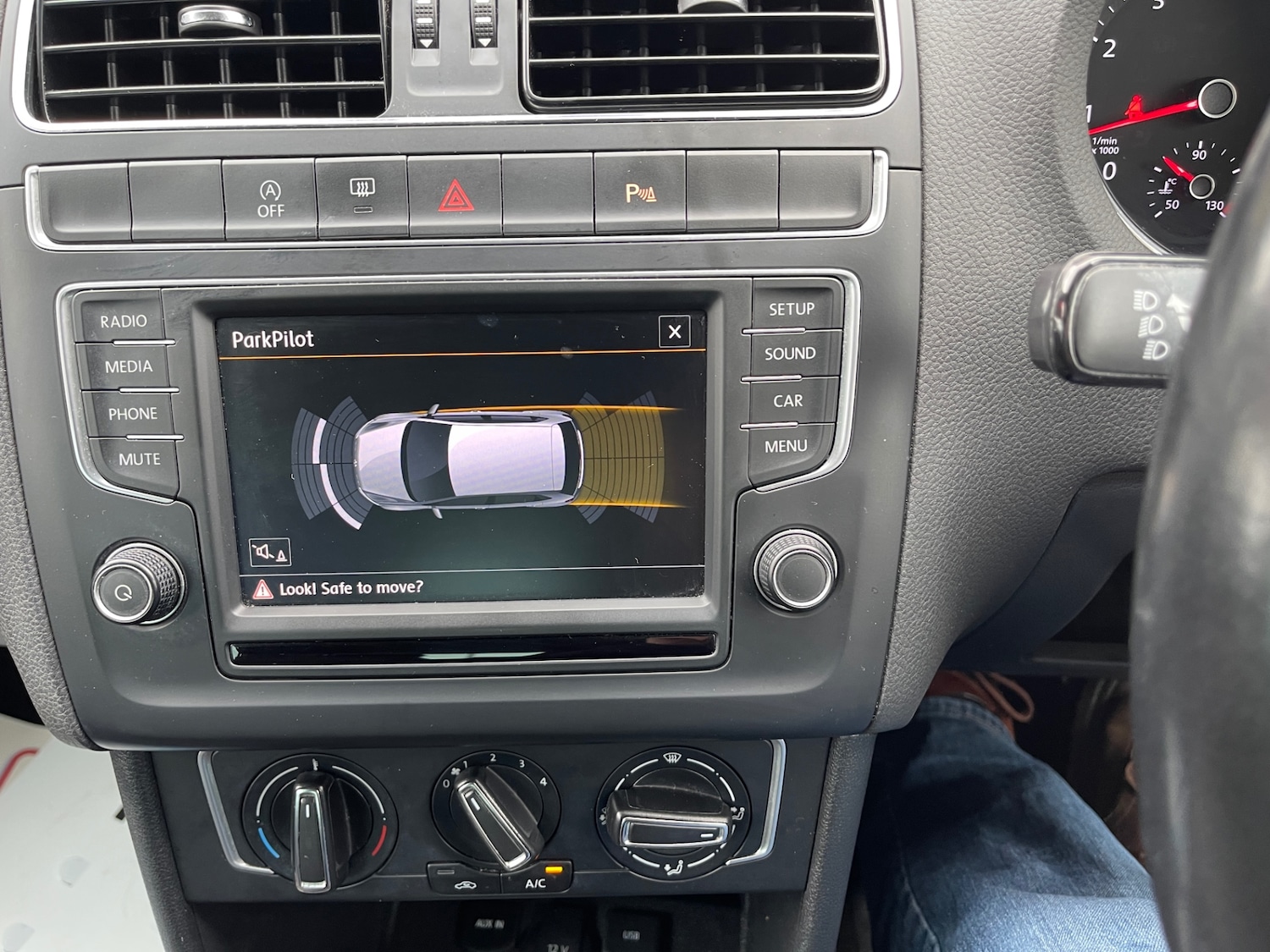 Used Volkswagen Polo 2016 for sale - 77901338: Photo 26