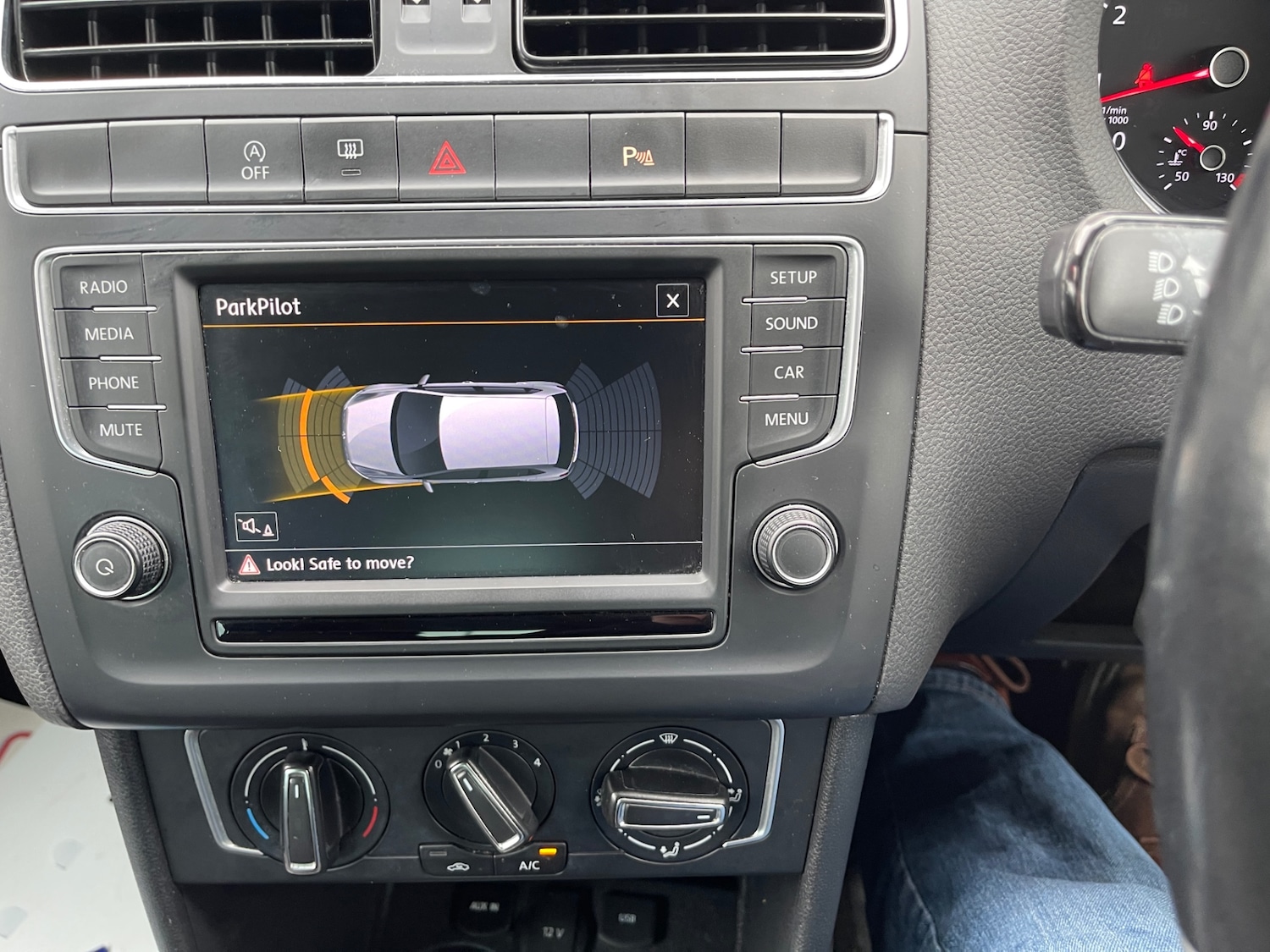 Used Volkswagen Polo 2016 for sale - 77901338: Photo 27