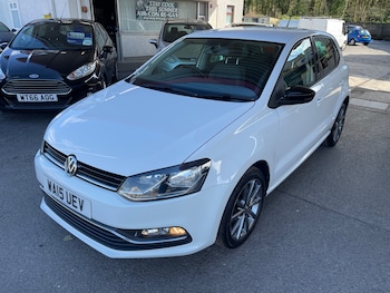 Used Volkswagen Polo 2015 for sale - 78108423: Photo