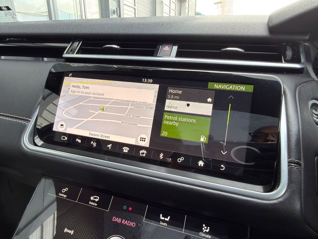 Used Land Rover Range Rover Velar 2018 for sale - 77498535: Photo 21