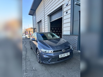 Used Volkswagen Polo 2024 for sale - 76073723: Photo