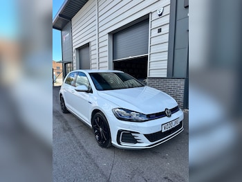 Used Volkswagen Golf 2020 for sale - 76073736: Photo