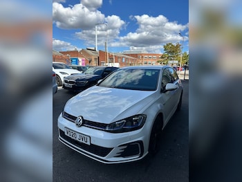Used Volkswagen Golf 2020 for sale - 76073736: Photo