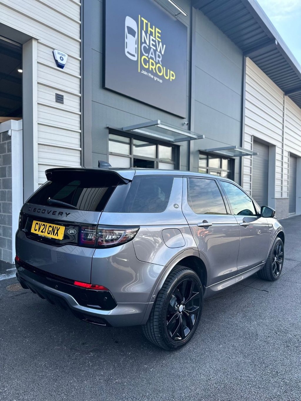 Used Land Rover Discovery Sport 2021 for sale - 77936462: Photo 4