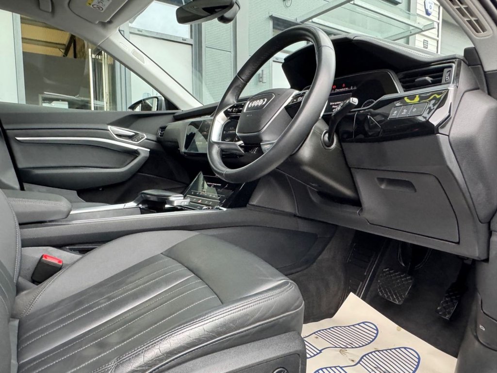 Used Audi e-tron 2021 for sale - 76558591: Photo 17
