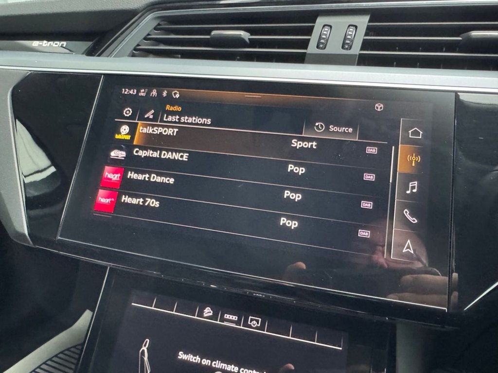 Used Audi e-tron 2021 for sale - 76558591: Photo 27