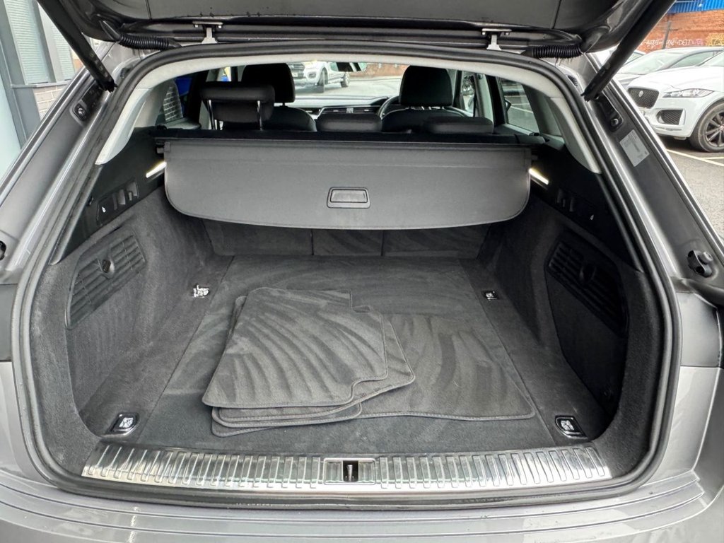 Used Audi e-tron 2021 for sale - 76558591: Photo 28