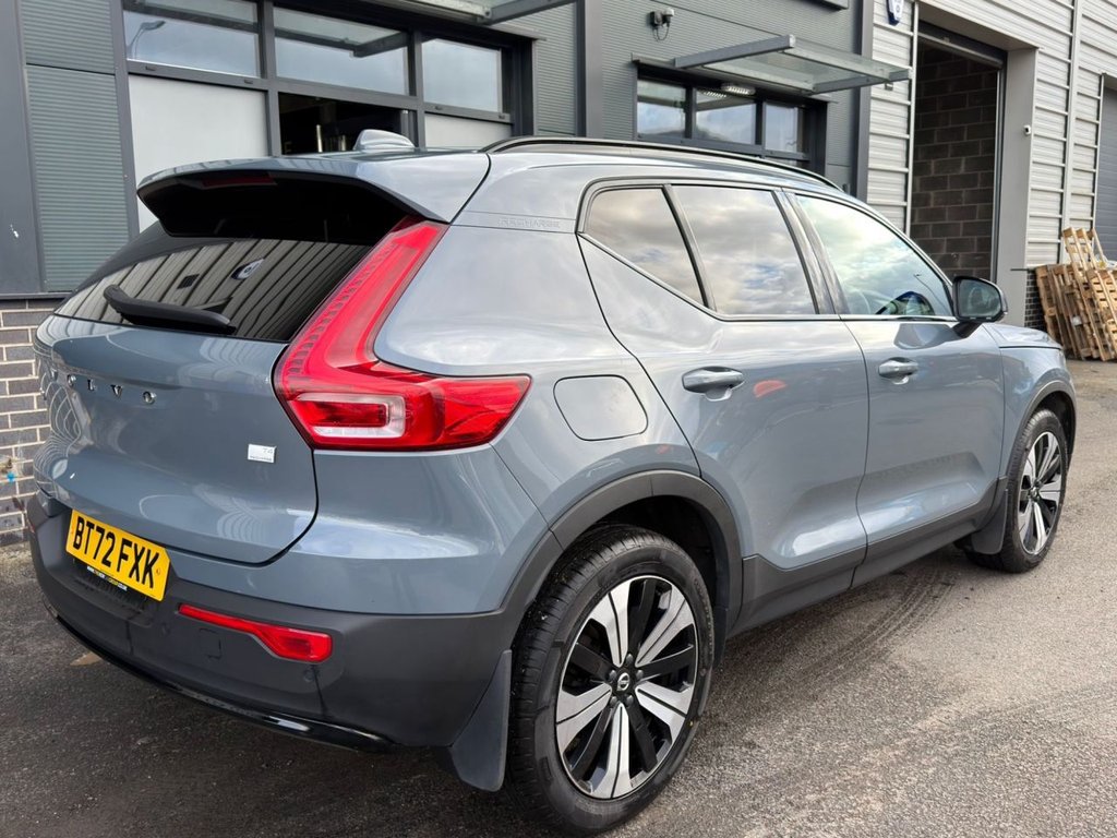 Used Volvo XC40 2022 for sale - 77919620: Photo 2