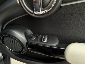 Used MINI Hatch 2021 for sale - 77643043: Photo