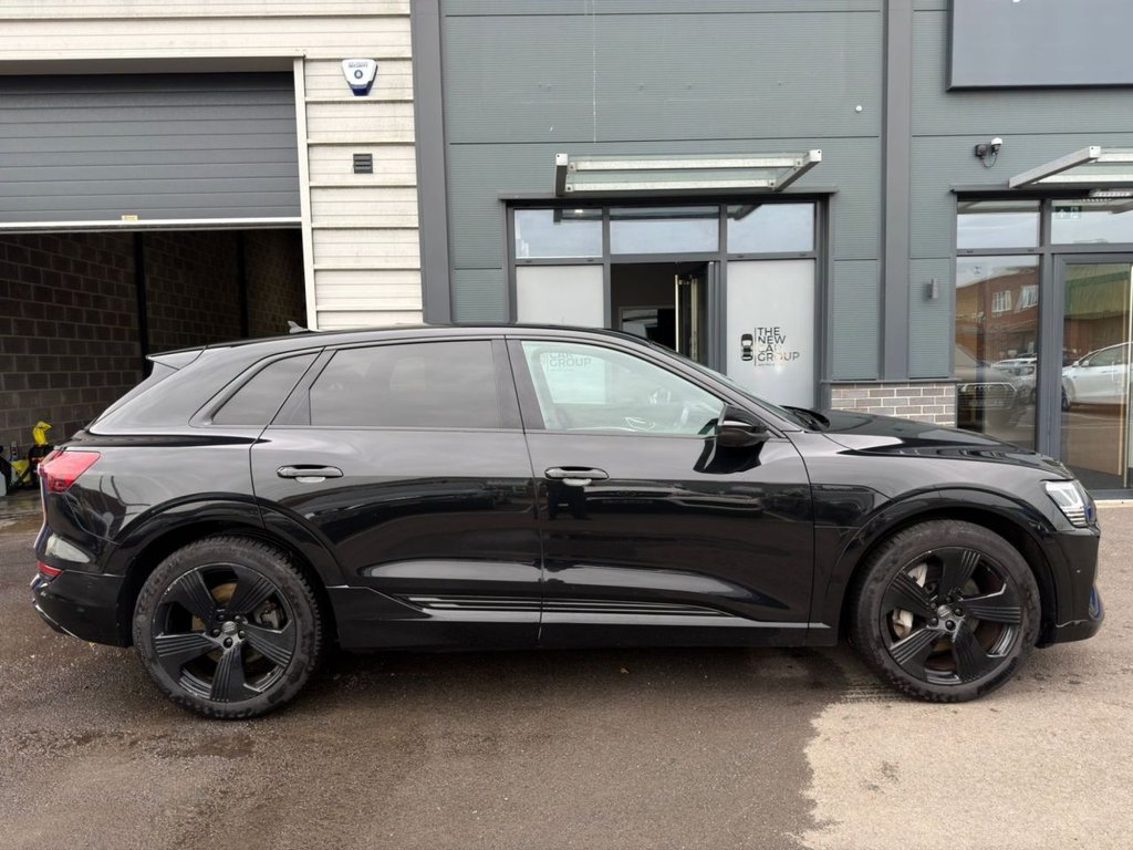 Used Audi e-tron 2020 for sale - 78181187: Photo 2