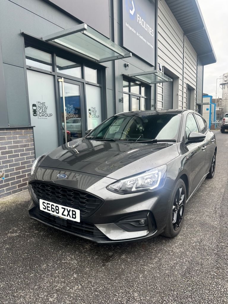 Used Ford Focus 2019 for sale - 76210113: Photo 1
