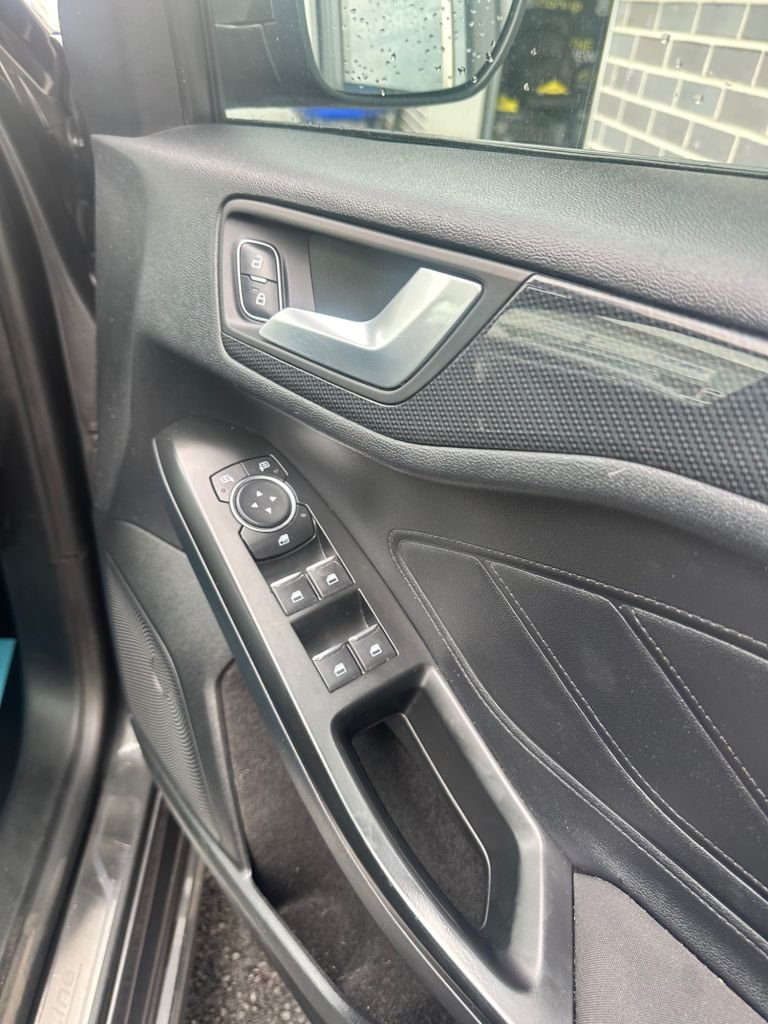 Used Ford Focus 2019 for sale - 76210113: Photo 12