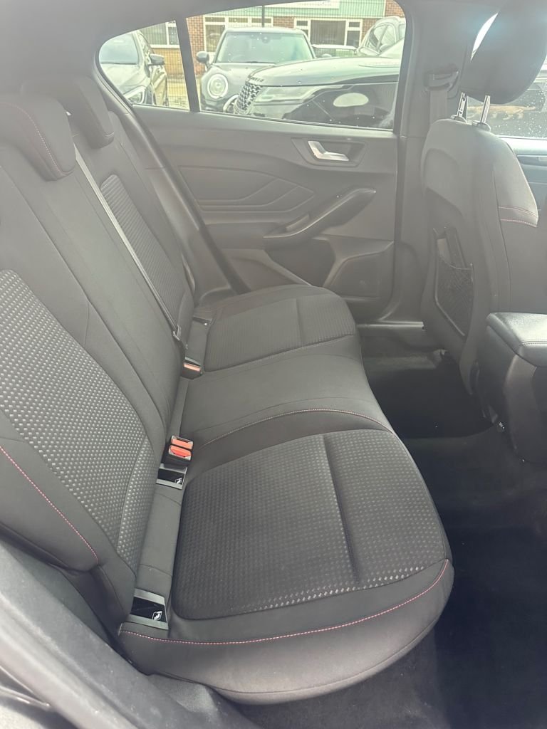 Used Ford Focus 2019 for sale - 76210113: Photo 13