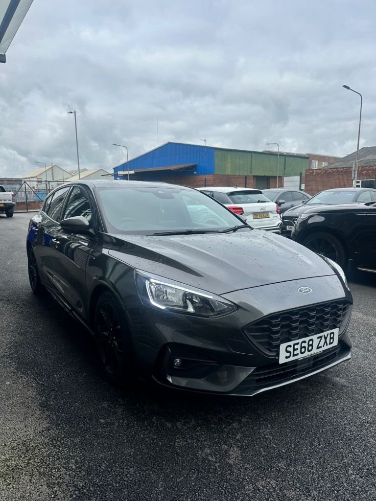 Used Ford Focus 2019 for sale - 76210113: Photo 3