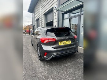 Used Ford Focus 2019 for sale - 76210113: Photo