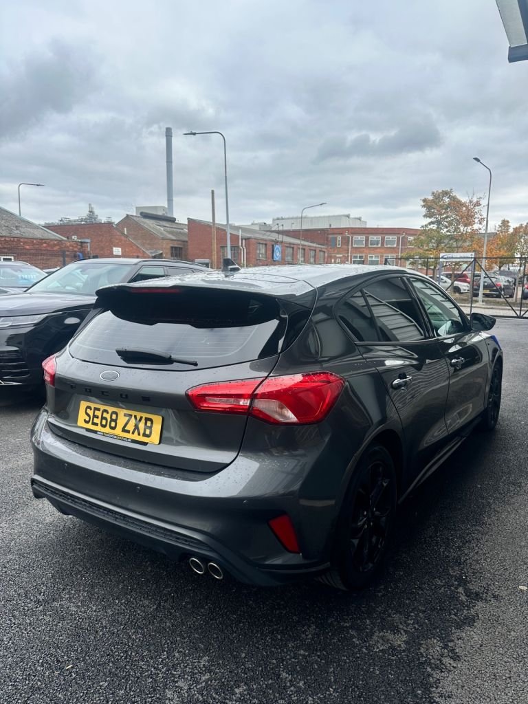 Used Ford Focus 2019 for sale - 76210113: Photo 6