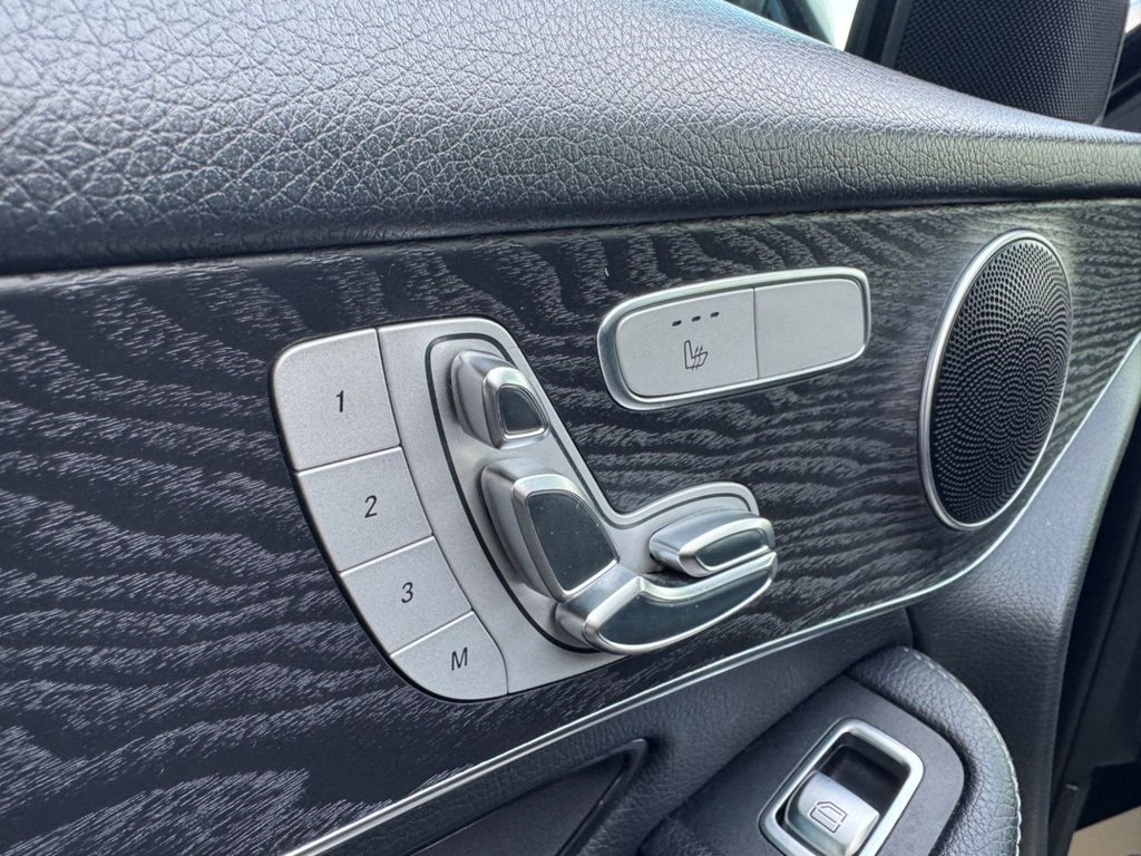 Used Mercedes-Benz GLC 2018 for sale - 76481963: Photo 19