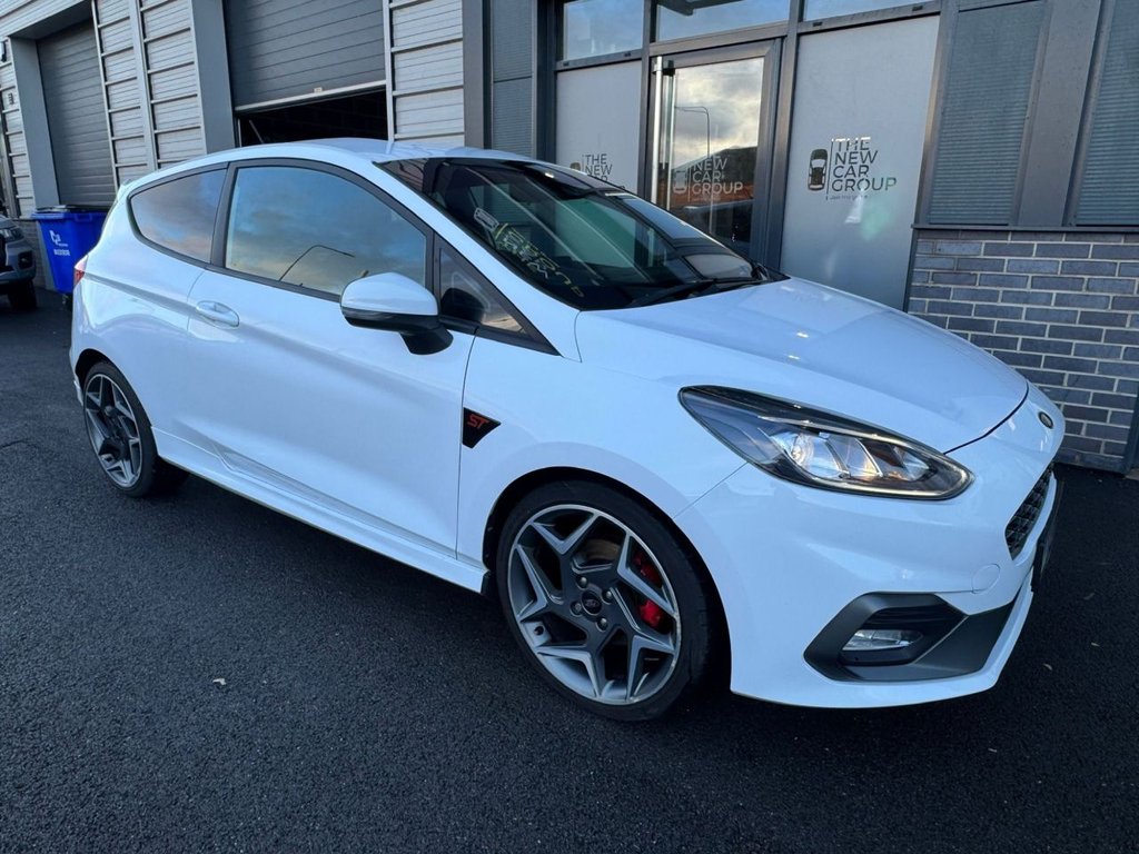 Used Ford Fiesta 2019 for sale - 76698296: Photo 2