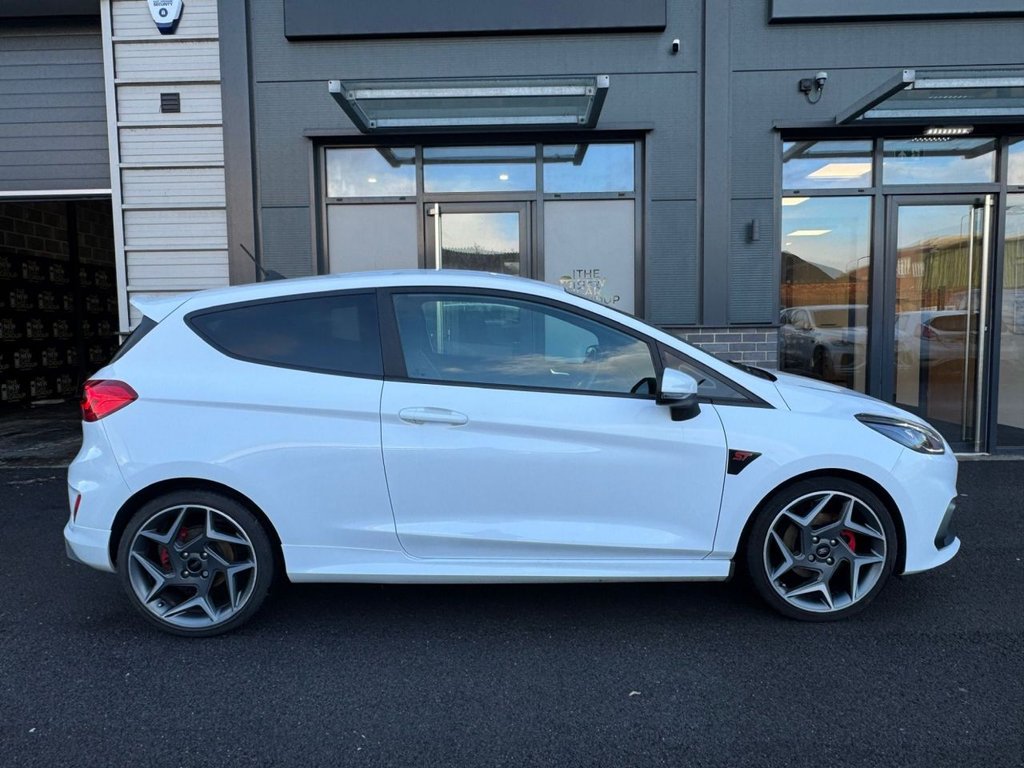 Used Ford Fiesta 2019 for sale - 76698296: Photo 3