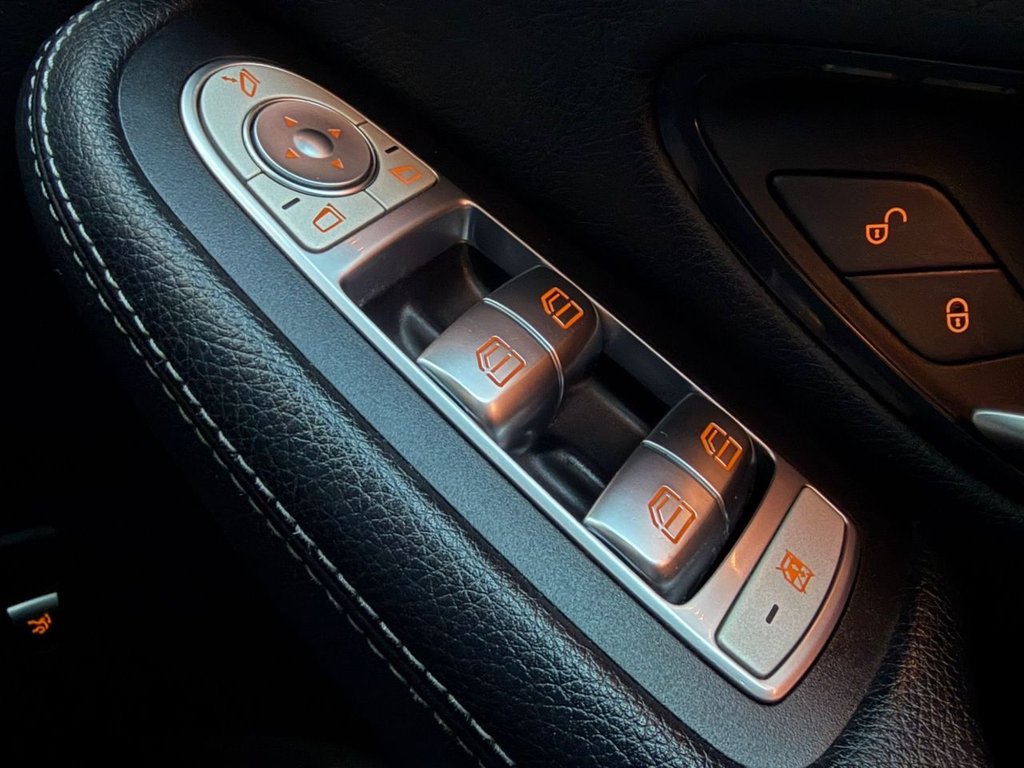 Used Mercedes-Benz GLC 2019 for sale - 77422728: Photo 28