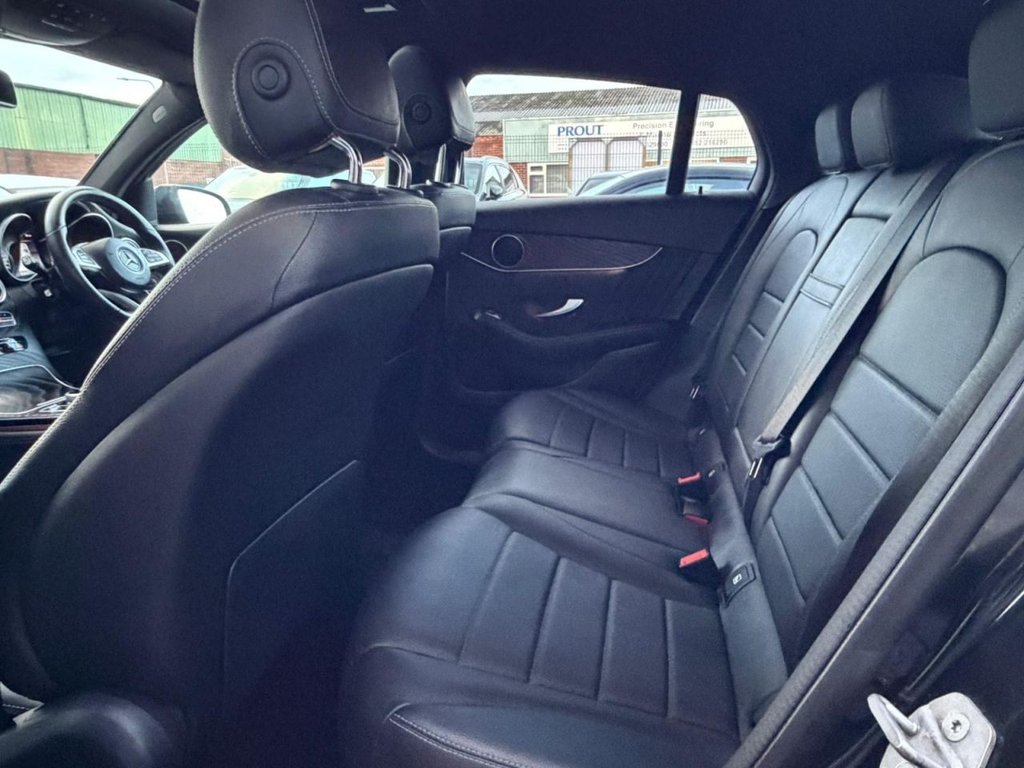 Used Mercedes-Benz GLC 2019 for sale - 77422728: Photo 30