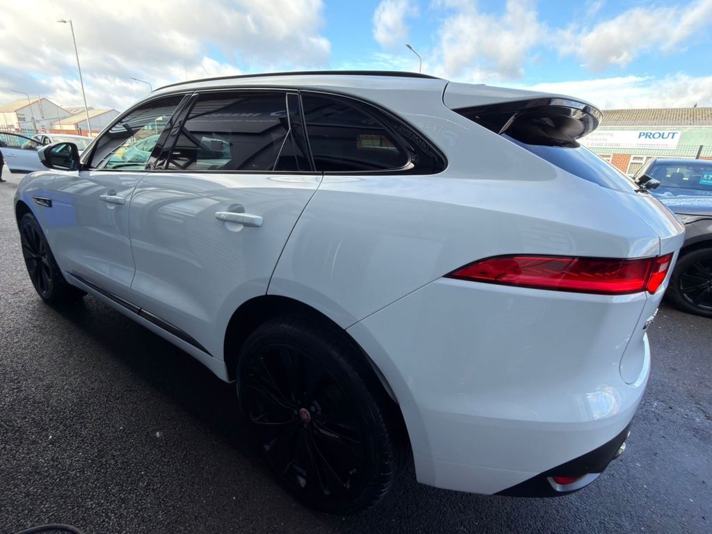 Used Jaguar F-Pace 2018 for sale - 77734266: Photo 8