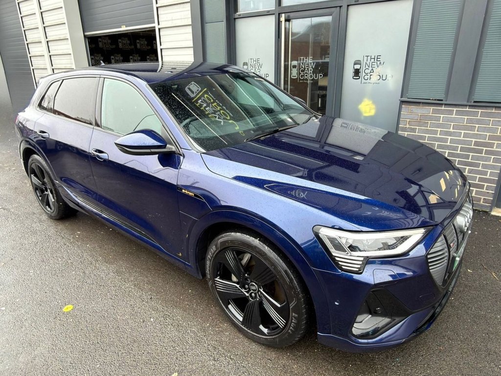 Used Audi e-tron 2022 for sale - 77520621: Photo 4